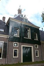 Miniatuur voor Bestand:220px-Spaarndam-Gemeenlandshuis Rijnland zuidzijde.jpg